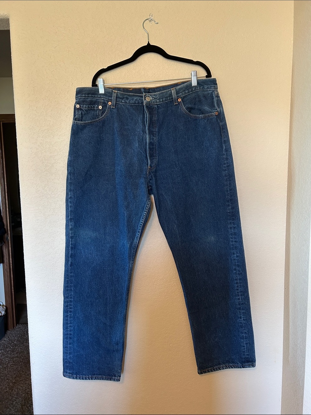 Vintage 80s Levi’s 501 Button Fly Jeans Men’s 40x30 Straight Leg Denim